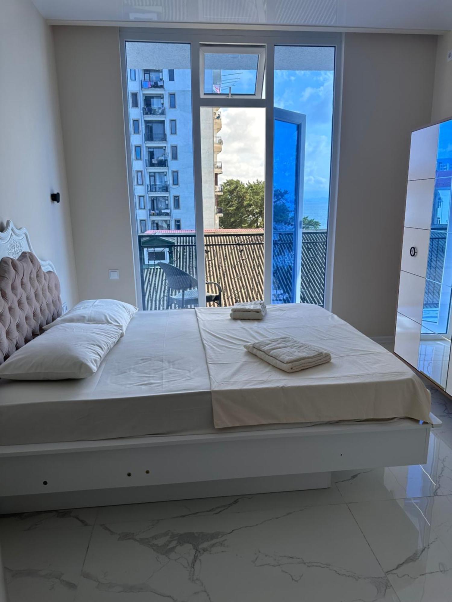 Kobuleti Rezidens Apartamento Exterior foto